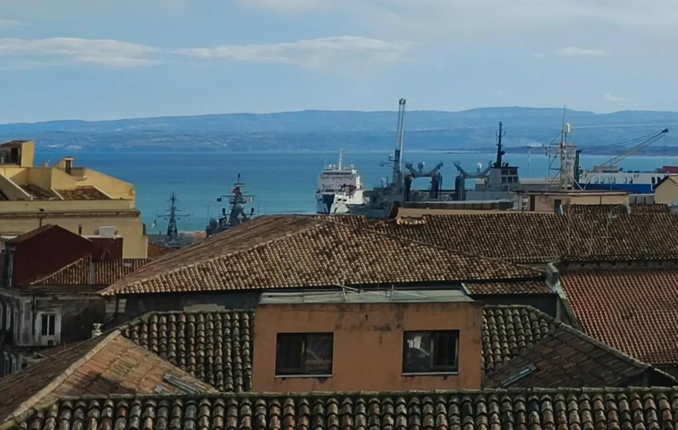 Attico Con Terrazzo Al Centro Storico Di Catania Apartment
