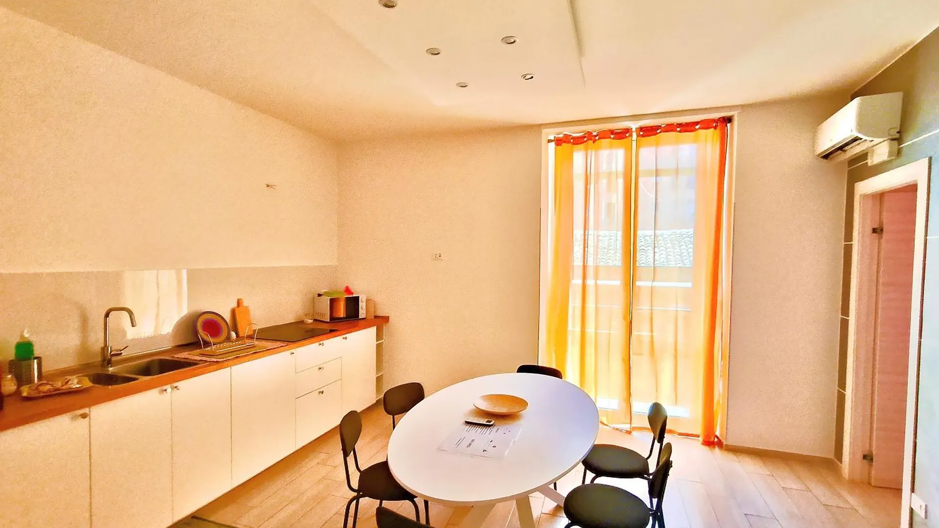 Attico Con Terrazzo Al Centro Storico Di Catania Apartment